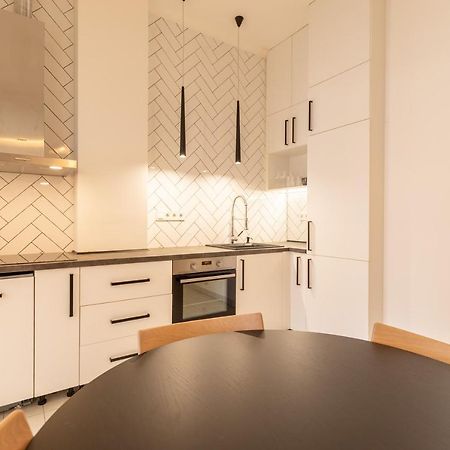 The Palm Springs Apartment Budapest Eksteriør billede