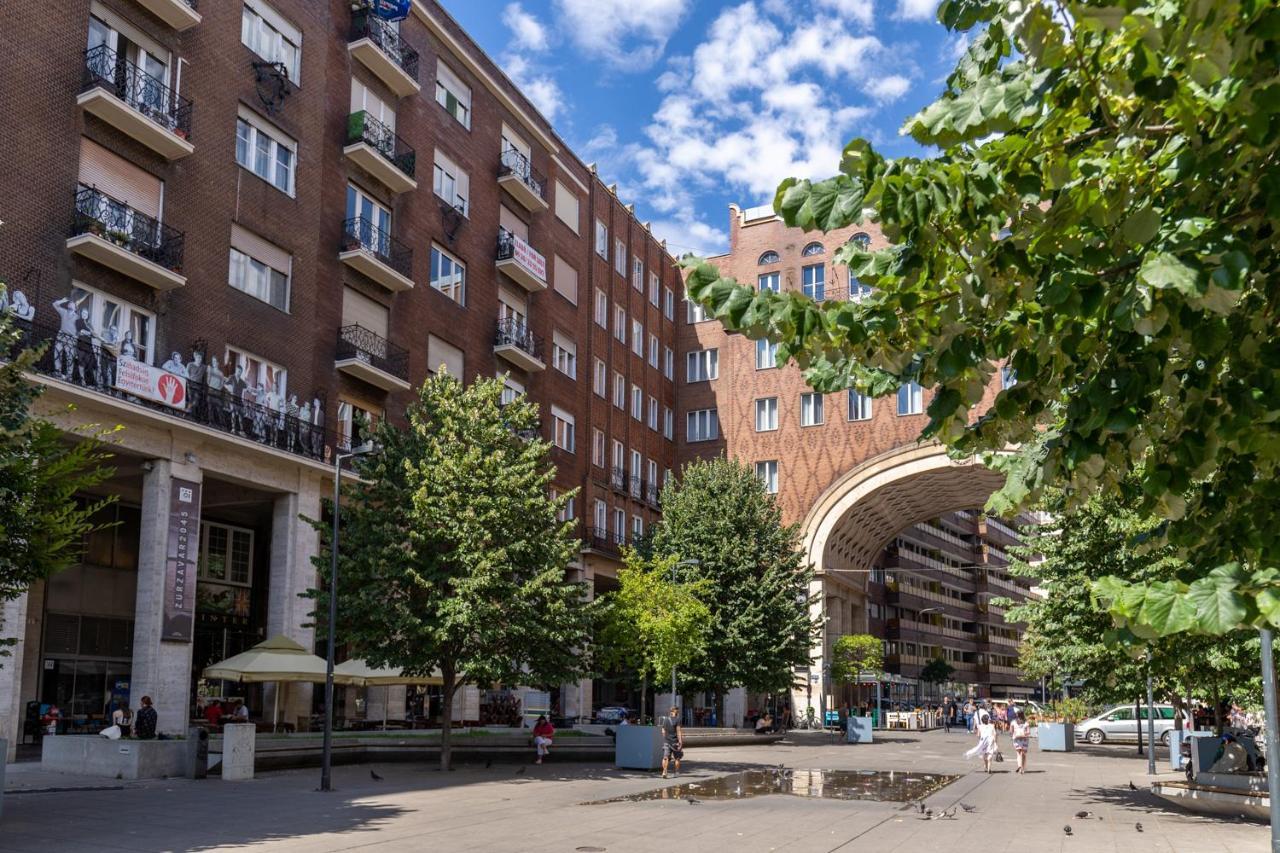 The Palm Springs Apartment Budapest Eksteriør billede